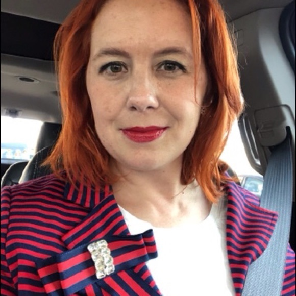 Meet your Posher, Heidi - Picture 2 of 2